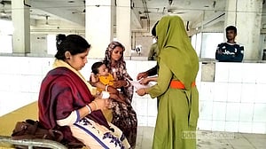 নেত্রকোণায় হাম উপসর্গের রোগী ২০০ ছাড়িয়েছে
