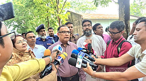 বন্ধ শিল্পপ্রতিষ্ঠান চালু করে বিনিয়োগ ও কর্মসংস্থান সৃষ্টিই প্রধান লক্ষ্য: প্রতিমন্ত্রী