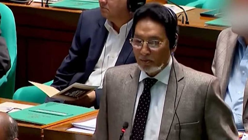 মরতে চাই না, ‘পিঁপড়ার বলের’ মতো একসঙ্গে থাকতে হবে: সংসদে চিফ হুইপ মনি