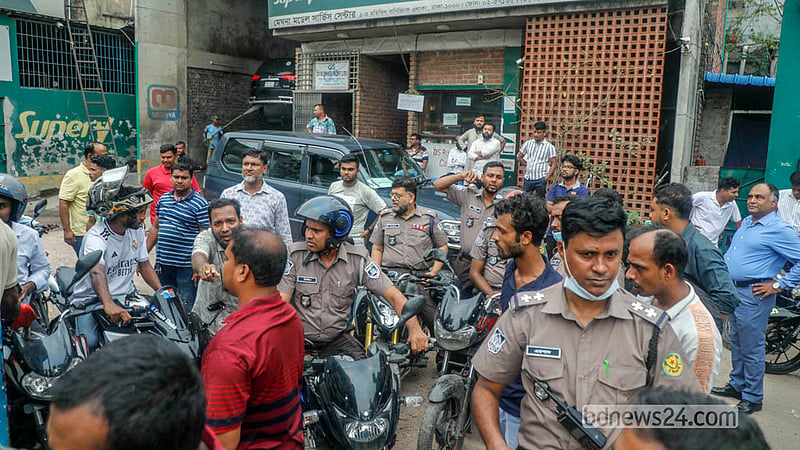 অগ্রাধিকার ভিত্তিতে তেল চায় পুলিশ