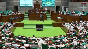 চট্টগ্রাম বন্দর টার্মিনাল পরিচালনায় বিদেশি অপারেটর থাকতে পারে: সংসদে নৌমন্ত্রী