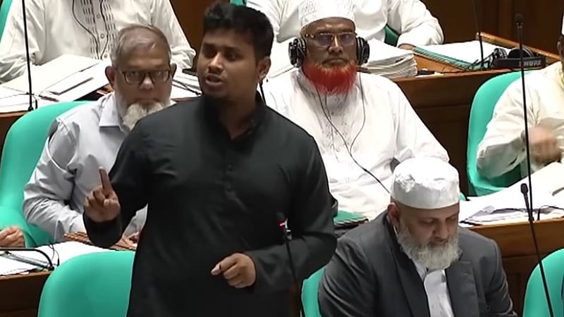 এক টাকা দুর্নীতির প্রমাণ মিললে সংসদ ছাড়ব: হাসনাত