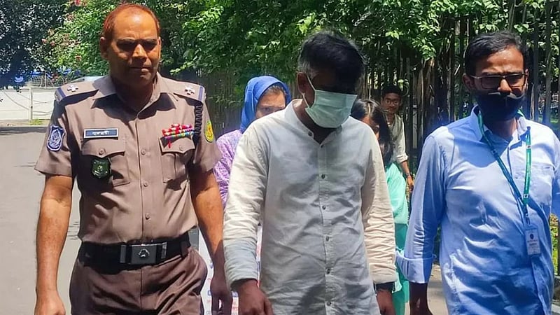 ট্রাইব্যুনাল নিয়ে ফেইসবুকে ‘অবমাননাকর’ পোস্ট: যুবলীগ নেতার ২ মাসের কারাদণ্ড