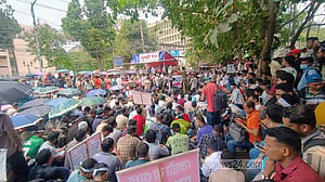 প্রাথমিকে শিক্ষক হতে শাহবাগে সুপারিশপ্রাপ্তদের অবস্থান