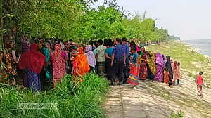 রাতে রেরিয়ে নিখোঁজ, সকালে পদ্মায় মিলল লাশ