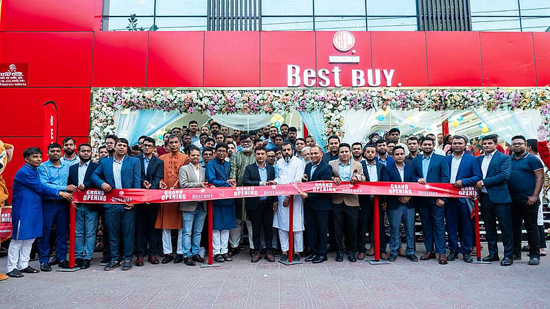 ‘আরএফএল বেস্ট বাই’ এর সবচেয়ে বড় শোরুম ধানমন্ডিতে