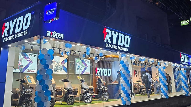 বসুন্ধরায় রাইডো ইলেকট্রিক স্কুটারের নতুন শোরুম