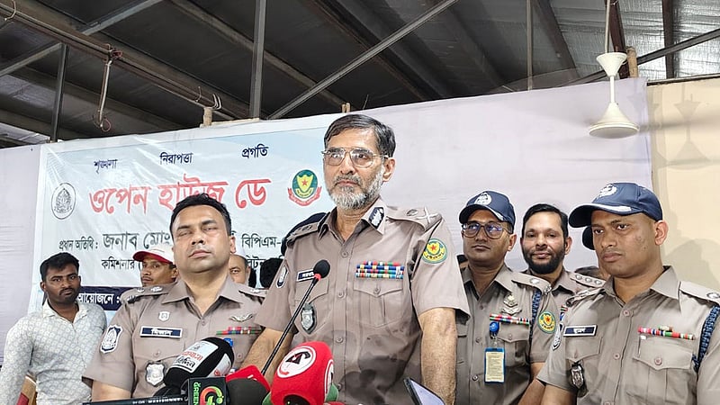 মোহাম্মদপুরে অপরাধ নিয়ন্ত্রণ কীভাবে, যা করতে চান পুলিশ কমিশনার