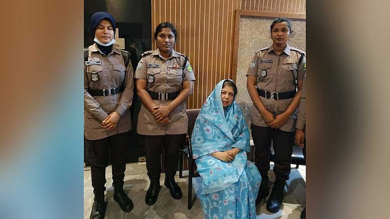সাবেক স্পিকার শিরীন শারমিন চৌধুরী গ্রেপ্তার