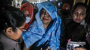 সাবেক স্পিকার শিরীন শারমিন চৌধুরী জামিনে মুক্ত