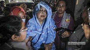 শিরীন শারমিনের শুনানিতে আইনজীবীদের হট্টগোল, সাংবাদিকদের ওপর ক্ষোভ