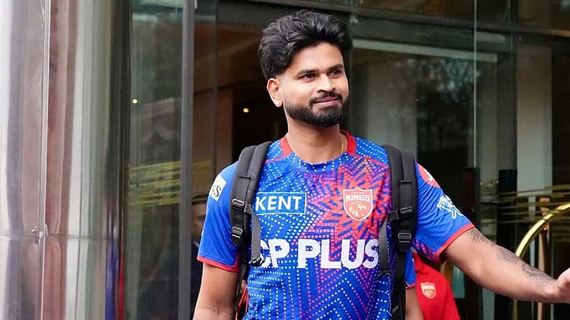 শ্রেয়াসকে ১২ লাখ রুপি জরিমানা