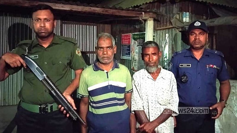 কাজিপুরে সরকারি পাট বীজ বিক্রির সময় কৃষি কর্মকর্তা আটক, অর্থদণ্ড