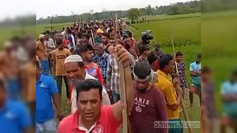 সশস্ত্র লোকজন কেটে দিয়েছে বাঁধ, ডুবছে ডাকুয়ার হাওর