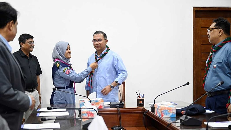 প্রধানমন্ত্রীর সঙ্গে স্কাউটসের কার্যনির্বাহী কমিটির সদস্যদের সাক্ষাৎ