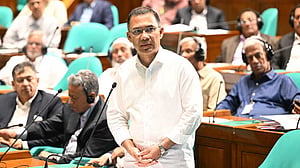 বিরোধীদলীয় নেতাকে ‘দেড়শ টাকার খাবারের’ দাওয়াত প্রধানমন্ত্রীর