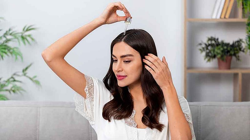 মাথার ত্বকের যে অংশ থেকে চুল পাতলা হয়