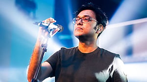 অনুপমের বাবা হওয়ার প্রভাব কি গানে পড়বে?
