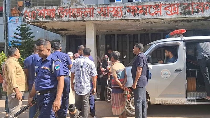 বাগেরহাটে বাসের ধাক্কায় ভ্যানযাত্রী নিহত, আহত ৩