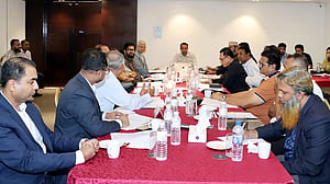 বাংলাদেশ ফুটবল লিগ পেছাল প্রায় এক মাস