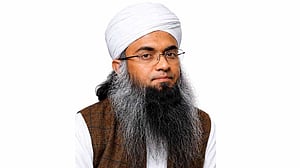 বগুড়া সদর থানার সাইবার মামলায় অব্যাহতিপ্রাপ্ত এনসিপি নেতা ঢাকা থেকে গ্রেপ্তার