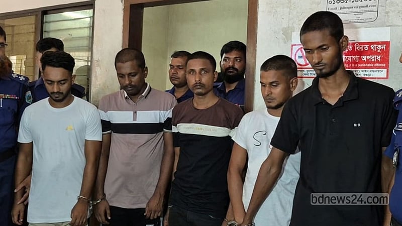 বগুড়ায় চাঁদা না দেওয়ায় মুদি দোকানিকে হত্যা, ২ যুবককে মৃত্যুদণ্ড