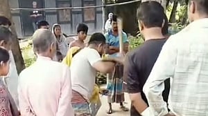 চোর সন্দেহে গাছে বেঁধে মায়ের সামনে কিশোরকে নির্যাতন, গ্রেপ্তার ১