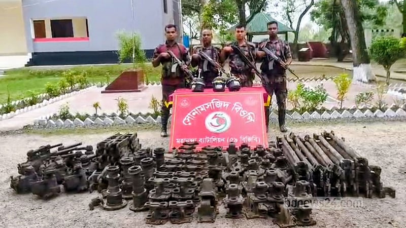 চোরাই পথে ভারত থেকে আনা ২৫ লাখ টাকার ট্রাকের যন্ত্রাংশ জব্দ