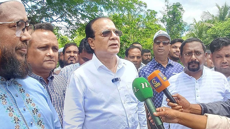 বাঁশখালীবাসীকে বন্যা থেকে রক্ষায় পদক্ষেপ নেওয়া হবে: দুর্যোগ ব্যবস্থাপনা মন্ত্রী