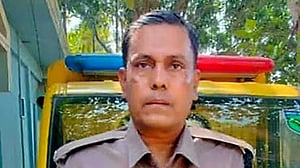 কক্সবাজারের হোটেল কক্ষ থেকে পুলিশ সদস্যের ঝুলন্ত লাশ উদ্ধার