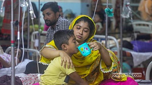 ডেঙ্গু রোগীতে ঠাসা হাসপাতাল