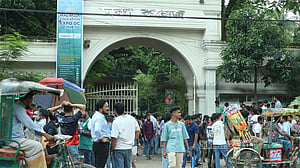 ঢাকা কলেজেও ছাত্রদল ও শিবিরের সংঘর্ষ