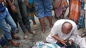 দিনাজপুরে দাওয়াত খেতে বেরিয়ে লাশ হয়ে ফিরলেন মা-মেয়ে