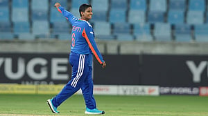 দীপ্তি এখন চূড়ায় দীপ্তিময়