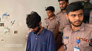 চিকিৎসক আসাদুরের ওপর হামলা: গ্রেপ্তার যুবক ৫ দিনের রিমান্ডে
