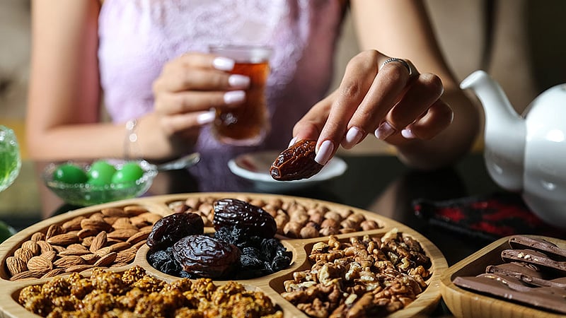 স্বাস্থ্যকর হলেও ওজনের বারোটা বাজায় যেসব খাবার