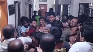 গোপালগঞ্জ প্রযুক্তি বিশ্ববিদ্যালয়ে ‘ফিস্টের খাবার নিয়ে’ উত্তেজনা, শিক্ষার্থীকে মারধরের অভিযোগ