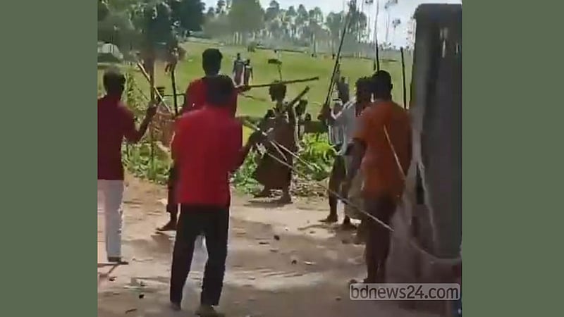 হবিগঞ্জে জমির বিরোধ নিয়ে সংঘর্ষ, আহত ২০