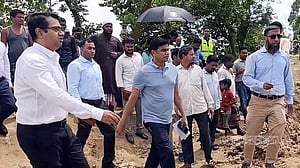 বন্ধুত্বপূর্ণ সম্পর্কের নামে মানুষকে বন্যাকবলিত করা যাবে না: পানিসম্পদ প্রতিমন্ত্রী
