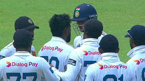‘বোলারের এত কাছে যাওয়া উচিত হয়নি জয়সওয়ালের’