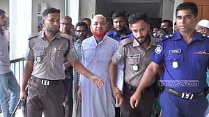 জামালপুরে গৃহবধূকে দলবেঁধে ধর্ষণ: ৩ জনের মৃত্যুদণ্ড