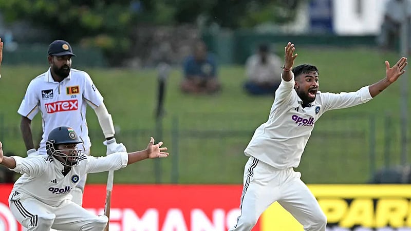 কলম্বো টেস্টে আরেক ক্রিকেটারের শাস্তি