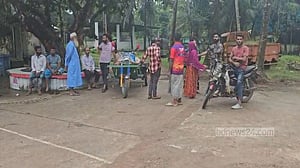 ঝালকাঠিতে ছেলেকে হামলা থেকে বাঁচাতে গিয়ে প্রাণ গেল বাবার