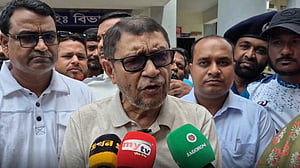 ৩ বছরের মধ্যে উপজেলা স্বাস্থ্য কমপ্লেক্স হবে ১৫১ শয্যার: স্বাস্থ্যমন্ত্রী
