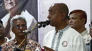 শেখ হাসিনা দেশে ফিরলে আইনি পথেই কারাগারে যাবেন: আইনমন্ত্রী