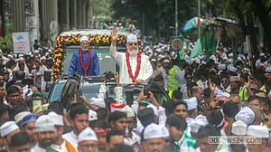 ঈদে মিলাদুন্নবী: রাজধানীতে জশনে জুলুসে জনস্রোত