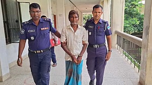জয়পুরহাটে হাতুড়িপেটায় ছোট ভাইকে হত্যা: বড় ভাইয়ের যাবজ্জীবন