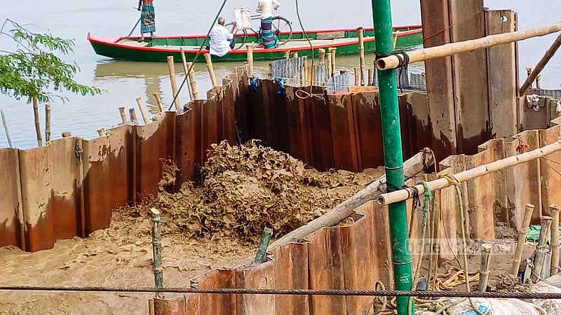 কিশোরগঞ্জে লাইনের ছিদ্র মেরামতে ৩ দিন গ্যাস বন্ধ, ভোগান্তি