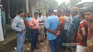 কুড়িগ্রামে গুদাম ভেঙে সার নেওয়ার ঘটনায় তদন্ত শুরু