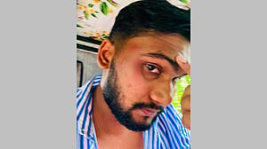 লক্ষ্মীপুরে ‘মাদকবিরোধী কর্মকাণ্ডের জেরে’ ছাত্রদল নেতাকে মারধরের অভিযোগ, মামলা